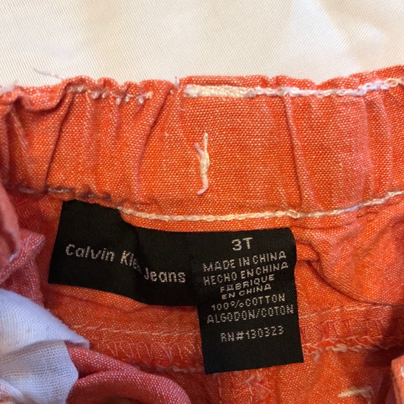 Boys Calvin Klein shorts 3t - Picture 4 of 5